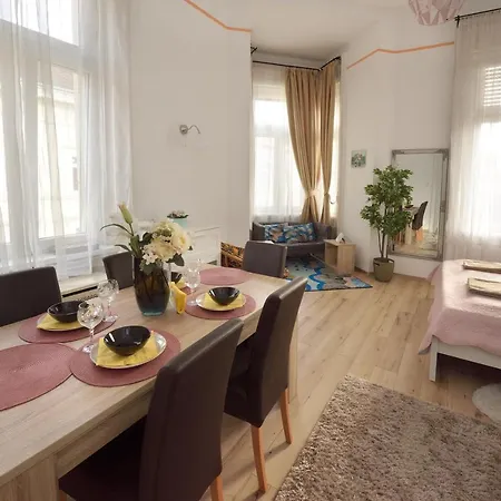 Budapest Eye Apartment Exterior photo